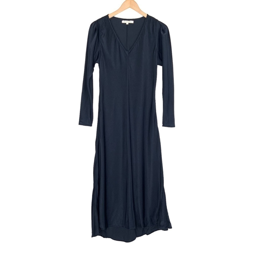 XiRENA navy blue Long Sleeve V-Neck Maxi Dress